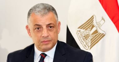 محافظ الإسماعيلية يتابع الاستعدادات لامتحانات صفوف النقل والشهادة الإعدادية