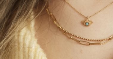 4 خطوات هتساعدك لاختيار قطع إكسسوار مناسبة.. مش هتفكرى كتير