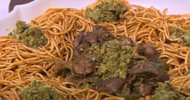 طريقة عمل مكرونة إسباجتى بالكبد والقوانص 