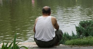 تقاضي زوجها لأنه أخفى عليها أنه أصلع