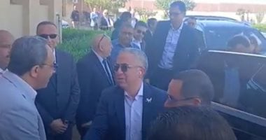 وزير الاستثمار والتجارة يتفقد عدد من المشروعات بالمنطقة الحرة بقفط.. فيديو