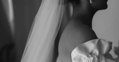 فرحك قرب.. اعرفى إزاى تختارى فستان الزفاف المناسب ليكى