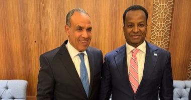 د. بدر عبد العاطى وزير الخارجية وعبد السلام عبدي علي وزير خارجية الصومال