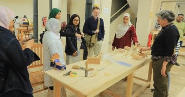 سفير كندا بمصر يزور مشروع السياحة الشاملة والنمو الاقتصادى للمرأة بإسنا.. صور