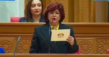 النائبة نورا على تؤدى اليمين الدستورية فى أولى جلسات النواب 2026