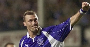 دنكان فيرجسون على رأس أقوى 11 لاعبًا 