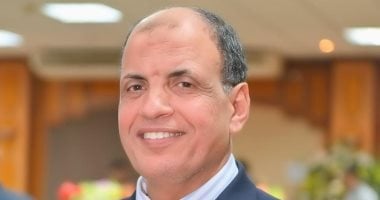 الدكتور أحمد العربى عميدا لكلية الآداب بجامعة طنطا