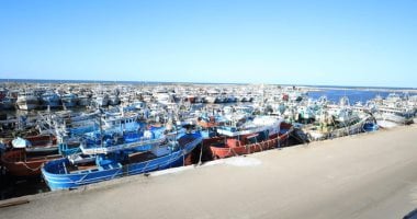 استمرار توقف حركة الملاحة والصيد بميناء البرلس لسوء حالة الطقس