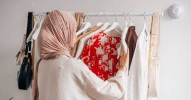 أبراج تجيد نساؤها اختيار ملابسها وإكسسواراتها بعناية.. برج الميزان الأبرز