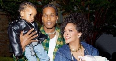 تعليق عفوى من ريهانا يشعل التكهنات حول إنجاب طفل رابع