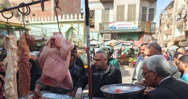 حملة إشغالات ومرافق مكبرة فى جرجا بسوهاج وتحرير 38 مخالفة متنوعة.. صور