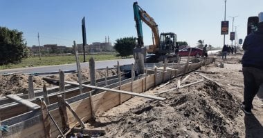 رصف الطرق ورفع كفاءة الإنارة فى كفر الشيخ.. صور