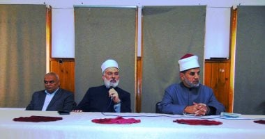 رئيس أزهر سوهاج يشدد على الدقة وتوفير أجواء مناسبة للامتحانات