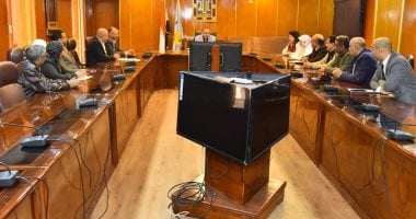 محافظ أسيوط يطلق خطة لتطوير 9 مدارس لذوى الهمم بالشراكة مع الجمعيات الأهلية