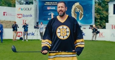 آدم ساندلر يعد الجمهور بتقديم 50 فيلمًا قبل اعتزال التمثيل