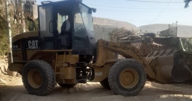 محافظ أسيوط يؤكد أهمية تكثيف حملات النظافة بقرى ومراكز المحافظة