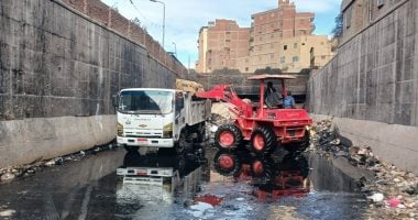 محافظة القاهرة تستجيب لأهالى المعصرة وترفع تراكمات القمامة بشارع جمال عبد الناصر