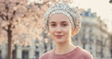 غطاء رأس طبى يثير أزمة لطالبة فرنسية.. والحجاب كلمة السر