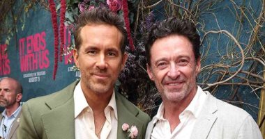 هيو جاكمان ورايان رينولدز يتعاونان مجددًا خارج عالم مارفل