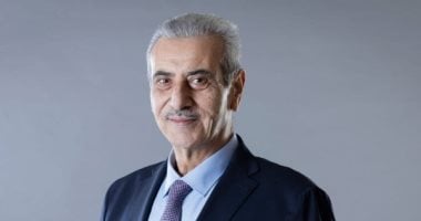 على شعث من تكنوقراط الضفة إلى رئاسة لجنة إدارة غزة.. رجل المهام الصعبة يتولى إعمار القطاع وانتشال مخلفات الحرب.. ولد بخان يونس وتخرج من القاهرة ودرس ببريطانيا دكتوراة الهندسة.. شغل أبرز المواقع الحكومية بالضفة