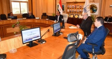 رئيس جامعة العاصمة يدعو لترجمة استضافة الجامعات الروسية والعربية لتعاون أكاديمى