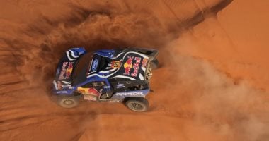 مغامرات فى صحراء وعرة.. فعاليات رالى دكار على تضاريس جبال السعودية