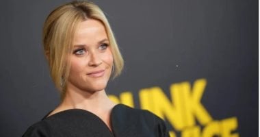 ريس ويذرسبون تحذر جمهورها من حسابات مزيفة تنتحل شخصيتها