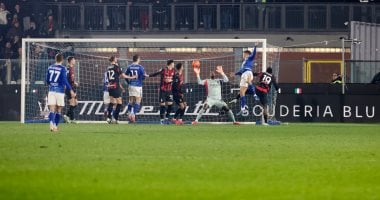 كومو ضد ميلان.. الروسونيري يتعادل 1 - 1 فى الشوط الأول.. فيديو