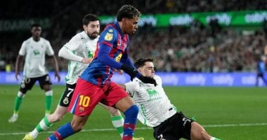 راسينج ضد برشلونة.. التعادل السلبي ينهى الشوط الأول بكأس إسبانيا