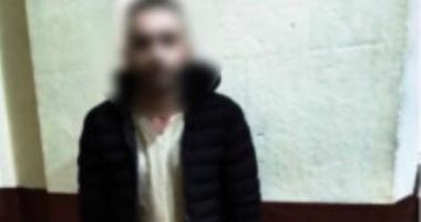 ضبط متهم ببيع مشروبات كحولية مغشوشة بدون ترخيص فى الإسكندرية