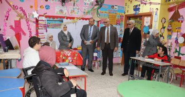 محافظ القليوبية يتابع انتظام امتحانات الشهادة الإعدادية بمدارس المحافظة