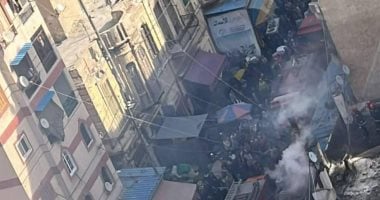 إصابة شخص باختناق فى حريق محدود بمحل أسماك بالإسكندرية