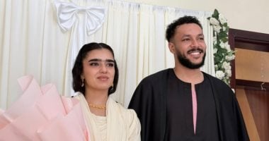 ويجز وعروسه