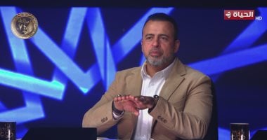 دولة التلاوة.. مصطفى حسنى: الحياء من صفات الله وشرف كبير أن نعبد رب حييّ