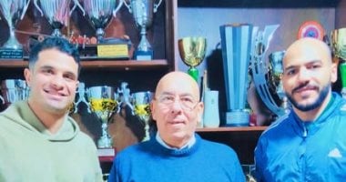 رئيس الكاراتيه خلال استقبال ثنائي المنتخب بعد إنجاز الجريند وينر