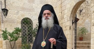 المطران عطا الله حنا رئيس أساقفة سبسطية للروم الأرثوذكس في القدس