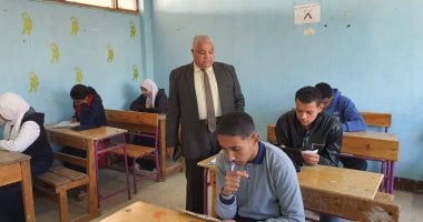 قيادات تعليم الأقصر يتابعون إمتحانات الشهادة الإعدادية في المدارس