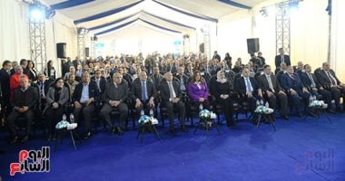 هيئة النقل العام تبدأ تطبيق المنظومة الإلكترونية للتذكرة على 300 أتوبيس