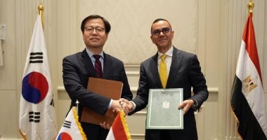 وزير الاستثمار ووزير التجارة بكوريا الجنوبية يوقعان بيانا بشأن اتفاقية الشراكة