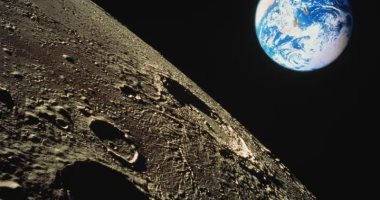 من سيعمل بين النجوم؟.. بيزوس يتوقع ملايين البشر فى الفضاء خلال 20 سنة