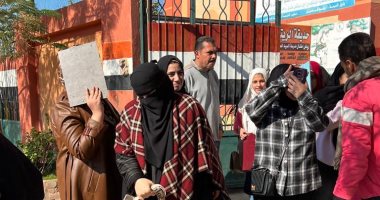 تباين آراء الطلاب حول امتحان الجبر والإحصاء للشهادة الإعدادية بالدقهلية.. فيديو