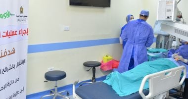 إجراء 10 عمليات جراحية لعلاج أمراض العيون للأسر الأولى بالرعاية فى سوهاج