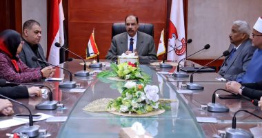 وكيل وزارة الأوقاف بسوهاج يشارك في اجتماع اللجنة الدائمة لمناهضة العنف ضد المرأة