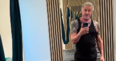  سيلفستر ستالون يبهر جمهوره بلياقة بدنية قبل عيد ميلاده الـ80.. فيديو