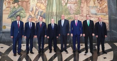 تنسيق مؤسسي كامل.. الحكومة والشيوخ والعدل يؤكدون دعمهم لرئيس مجلس النواب الجديد.. مدبولي يهنئ هشام بدوي ويؤكد التعاون مع البرلمان.. فريد يشدد على تكامل الدورين التشريعيين.. ووزير العدل يتطلع للتنسيق الدائم