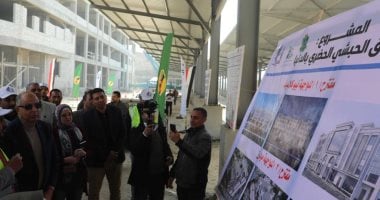 بمساحة 4 آلاف متر.. محافظ المنيا يتابع تطوير سوق الحبشى الحضارى
