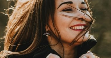 5 عطور تزيد الثقة بالنفس وتقوى حضورك ومناسبة للاستخدام اليومى