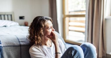 أبراج رغم مظهرها القوى تتأثر بأقل كلمة توجه لها.. أبرزهم برج الحوت