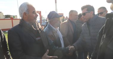 وزير الشباب والرياضة ومحافظ شمال سيناء يفتتحان مركز شباب الشيخ زويد