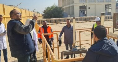 رئيس مياه سوهاج يتفقد 3 محطات معالجة صرف لمتابعة مشروعات الإحلال والتجديد